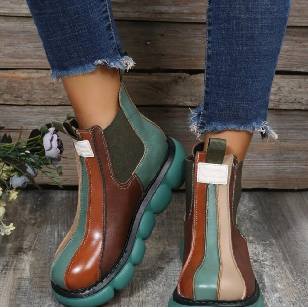 Round Toe Chunky Boots
